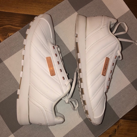 🔶REEBOK CLASSICS🔶 - Picture 4 of 4